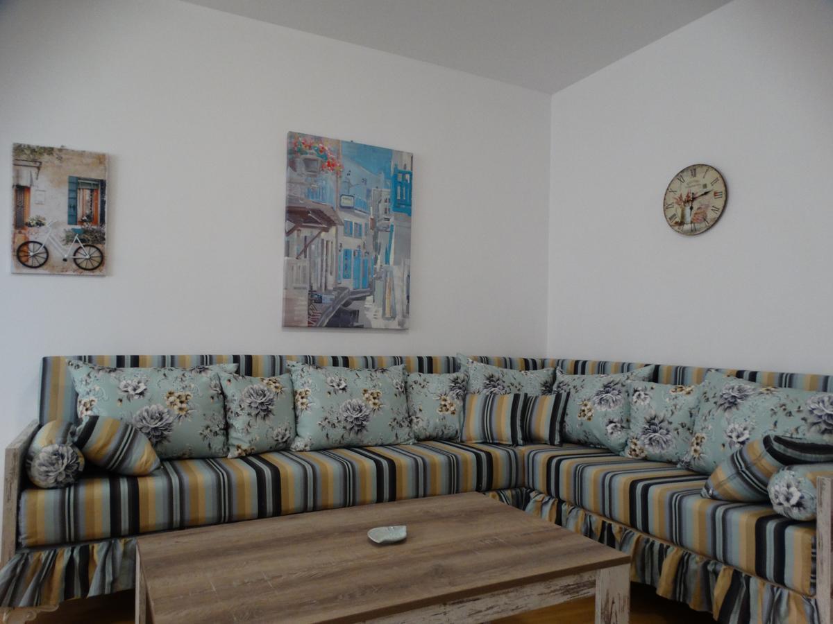Lora Boutique Appartement Pomorie Buitenkant foto