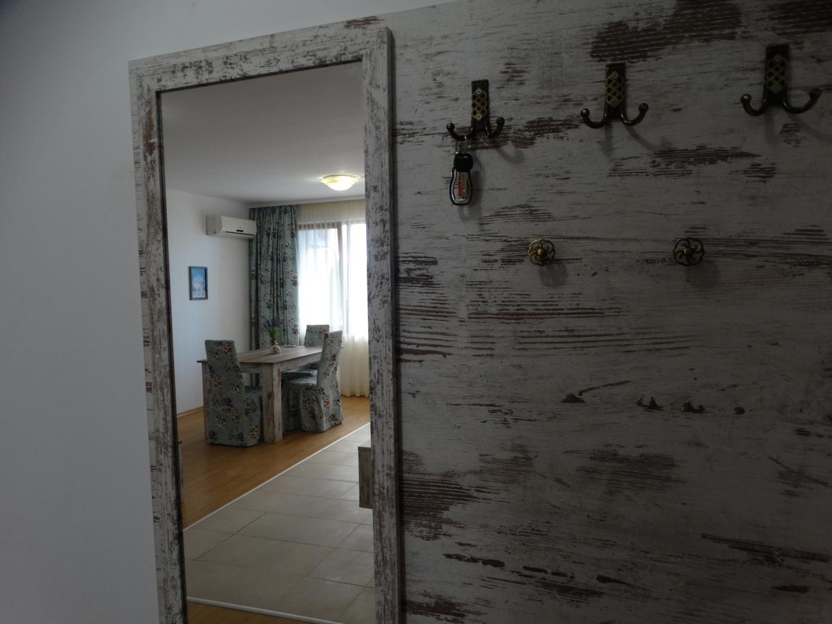 Lora Boutique Appartement Pomorie Buitenkant foto