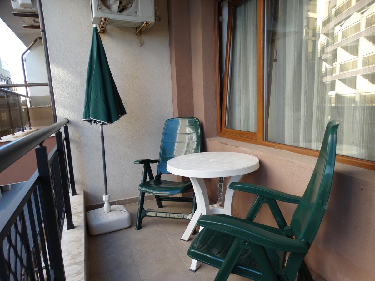 Lora Boutique Appartement Pomorie Buitenkant foto