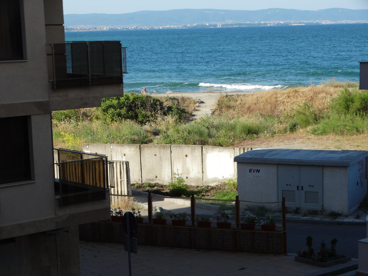 Lora Boutique Appartement Pomorie Buitenkant foto